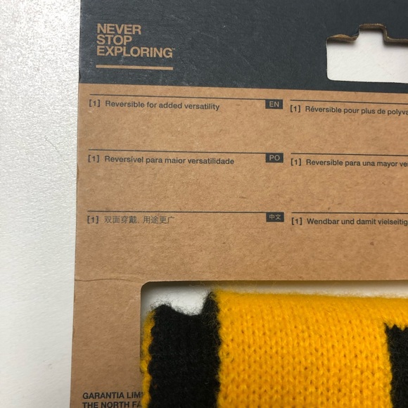 TNF The North Face Reversible Logo Scarf NWT Bold 2 Tone Design Unisex Scarves - Picture 6 of 6